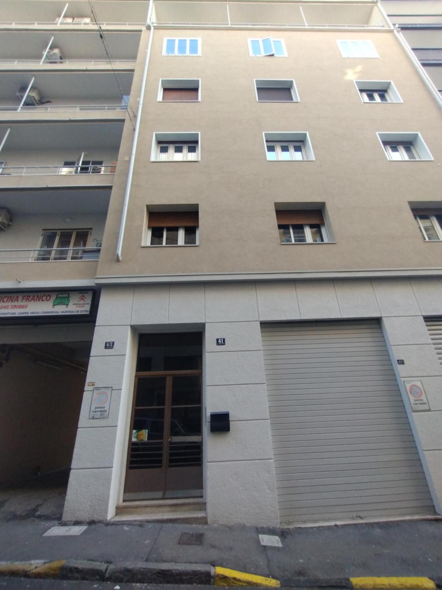 Apartamento La Casa Dell'Artista Trieste Exterior foto